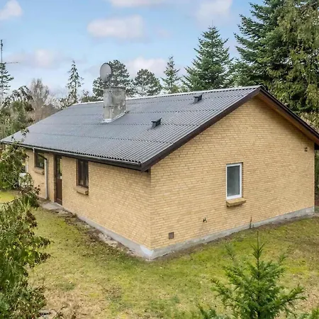 Lovely Summer House In Marielyst *