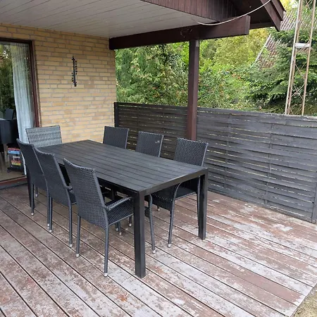 Lovely Summer House In Marielyst Bøtø By